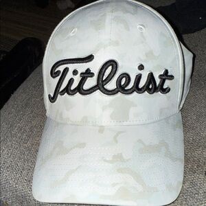 Titleist Camouflage White Cap